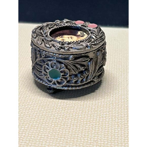 Russ Berrie and Company Unique Decorative Metal Keepsake Trinket Box with Lid - Picture 3 of 11